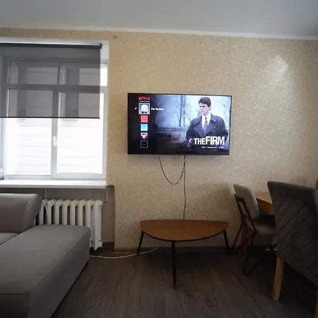 Three Bedroom - Next To St Peters Church