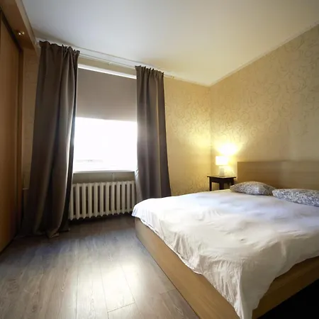 Three Bedroom Old Town *