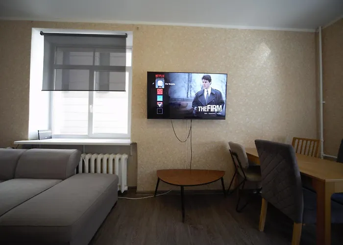 Three Bedroom - Next To St Peters Church