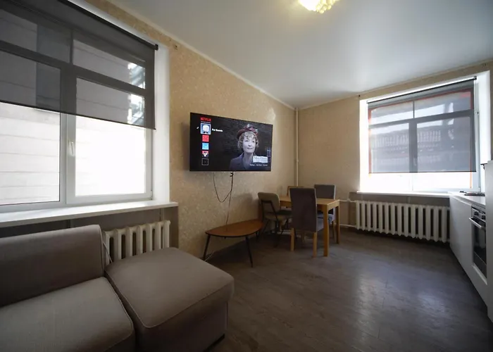 Three Bedroom - Next To St Peters Church