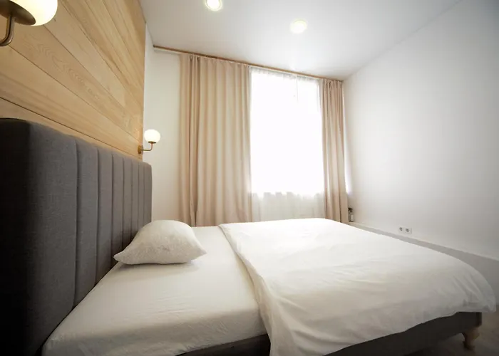 Dzīvoklis Three Bedroom - Next To St Peters Church