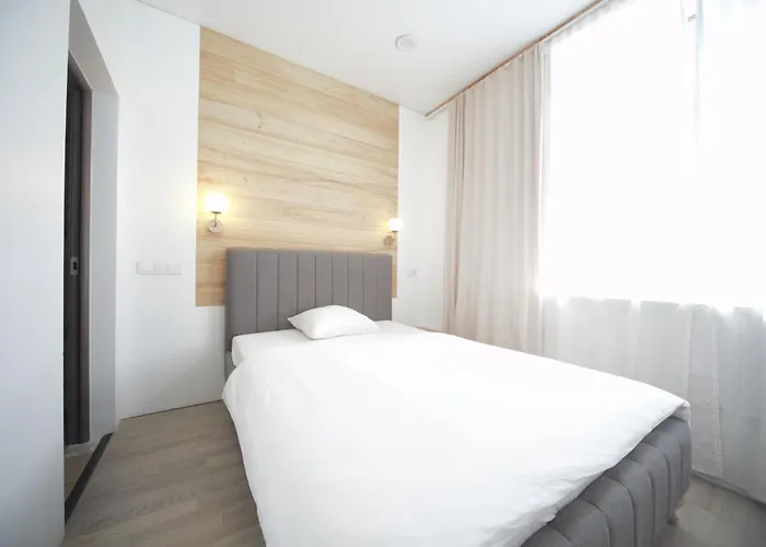 Three Bedroom - Next To St Peters Church * Riga