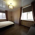 Three Bedroom - Next To St Peters Church Apartment